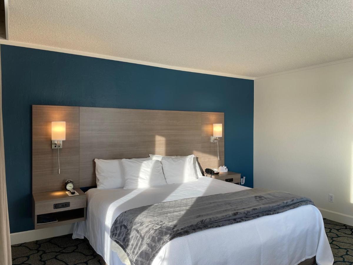 كينغس بيتش Crown Motel المظهر الخارجي الصورة